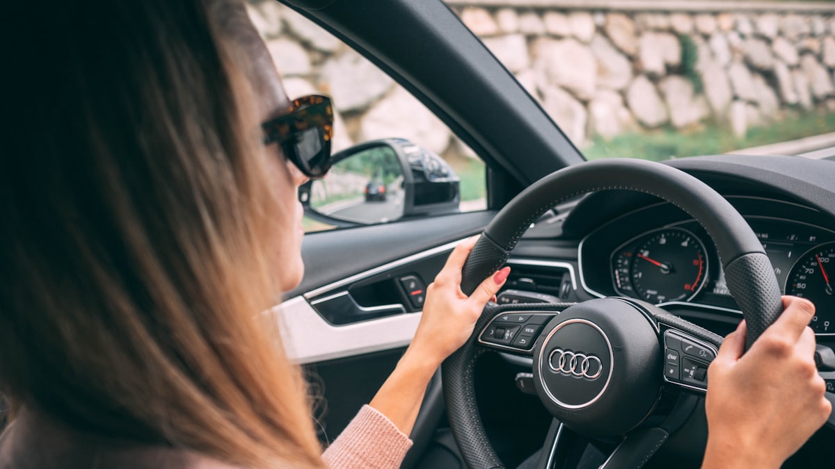 Manual vs automatic: which should you learn in?